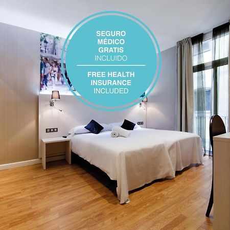 Hostal Bcn Ramblas Barcelona Bagian luar foto
