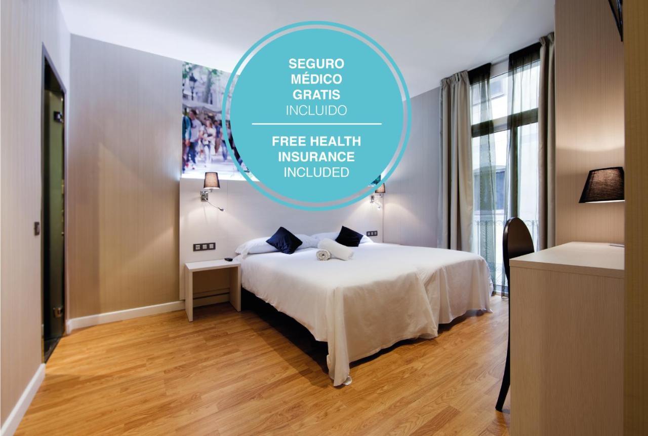Hostal Bcn Ramblas Barcelona Bagian luar foto